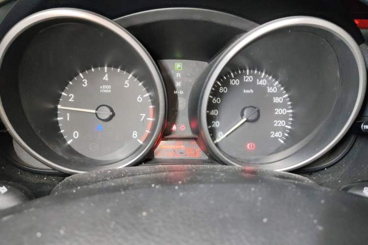 Used Mazda 5 2011 2.0L Automatic Luxury Edition Instrument Cluster