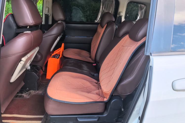 Used Mazda 5 2011 2.0L Automatic Luxury Edition Left Rear Seat