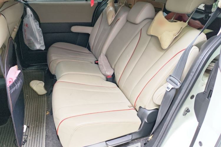 Used Mazda 5 2011 2.0L Automatic Luxury Edition Left Rear Seat