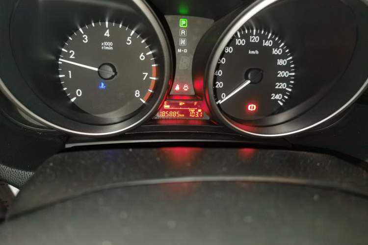 Used Mazda 5 2011 2.0L Automatic Luxury Edition Odometer Close Up