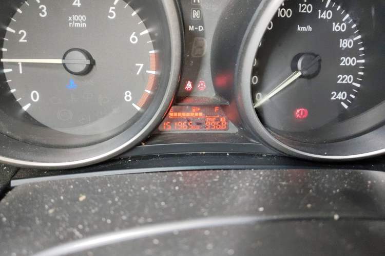 Used Mazda 5 2011 2.0L Automatic Luxury Edition Odometer Close Up