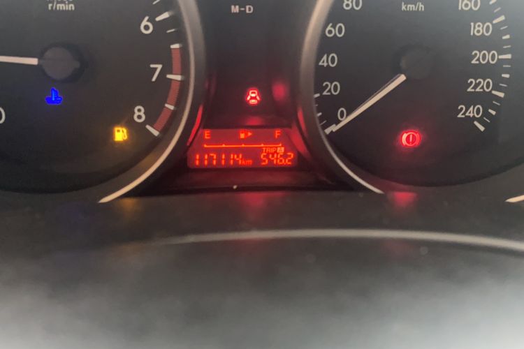 Used Mazda 5 2011 2.0L Automatic Comfort Edition Odometer Close Up