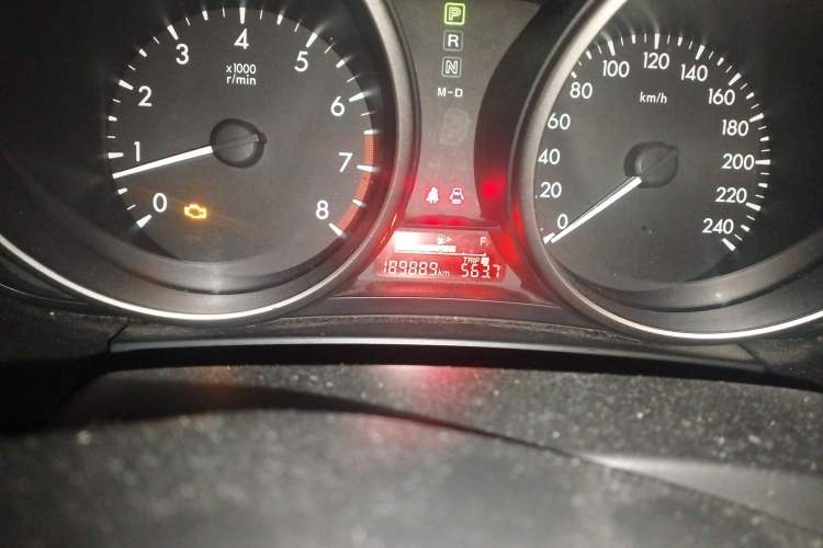Used Mazda 5 2011 2.0L Automatic Comfort Edition Odometer Close Up