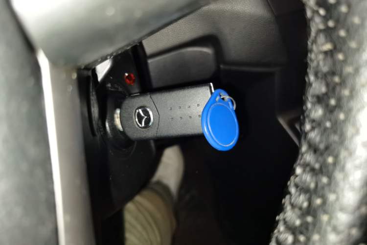 Used Mazda 5 2011 2.0L Automatic Luxury Edition Vehicle Key