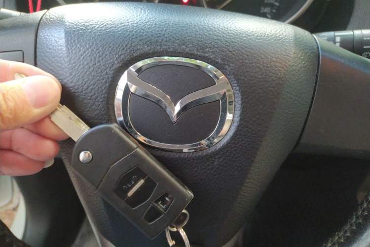 Used Mazda 5 2011 2.0L Automatic Luxury Edition Vehicle Key
