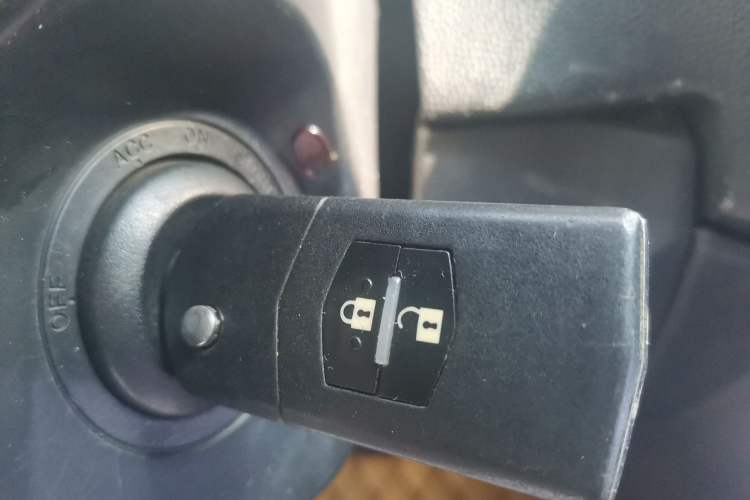 Used Mazda 5 2011 2.0L Automatic Comfort Edition Vehicle Key