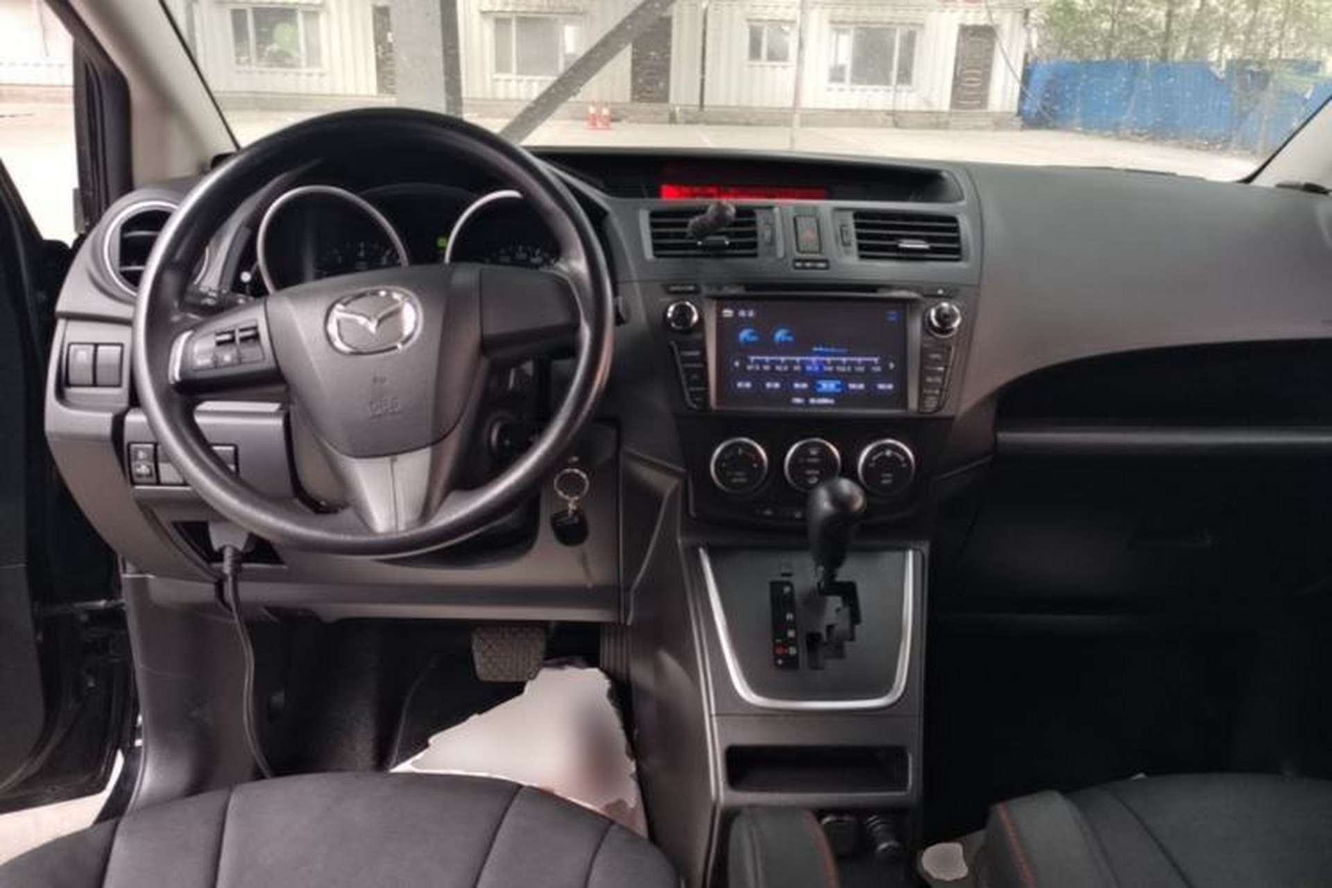 Used Mazda 5 2013 2.0L Automatic Comfort Edition Center Console