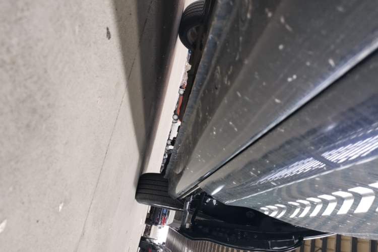 Used Mazda 5 2013 2.0L Automatic Comfort Edition Left Side Sill
