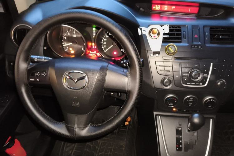 Used Mazda 5 2013 2.0L Automatic Comfort Edition Steering Wheel