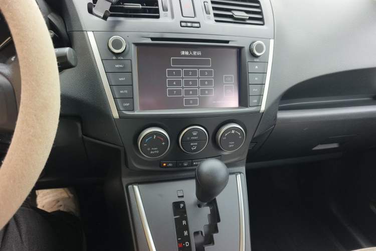 Used Mazda 5 2013 2.0L Automatic Comfort Edition Audio And AC Panel