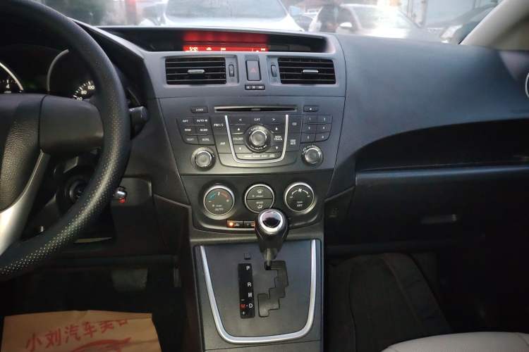 Used Mazda 5 2013 2.0L Automatic Luxury Edition Audio And AC Panel