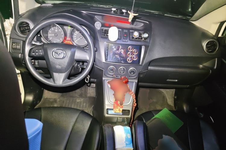 Used Mazda 5 2013 2.0L Automatic Comfort Edition Center Console