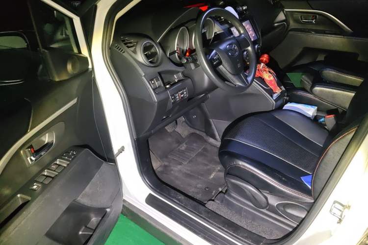 Used Mazda 5 2013 2.0L Automatic Comfort Edition Driver Seat