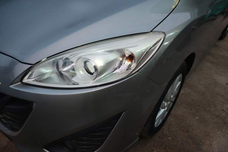 Used Mazda 5 2013 2.0L Automatic Luxury Edition Left Front Headlight