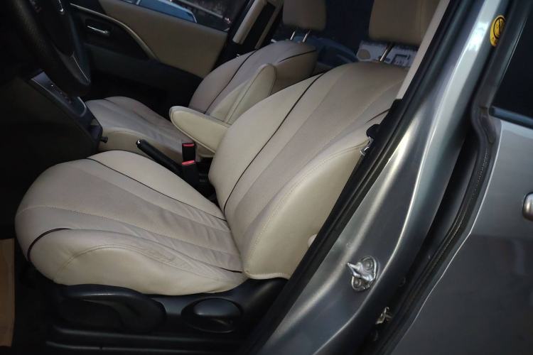 Used Mazda 5 2013 2.0L Automatic Luxury Edition Left Front Seat