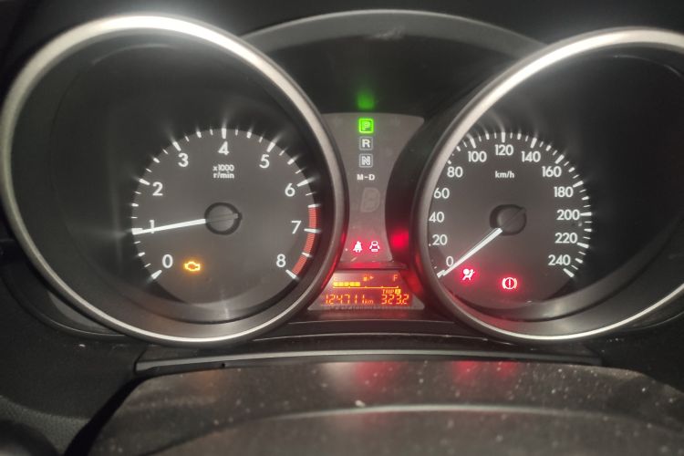 Used Mazda 5 2013 2.0L Automatic Comfort Edition Odometer Close Up