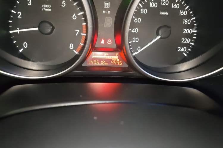 Used Mazda 5 2013 2.0L Automatic Comfort Edition Odometer Close Up