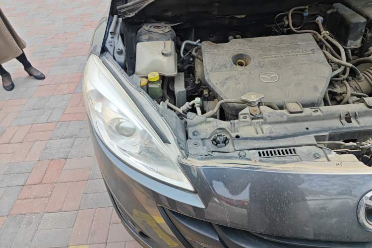Used Mazda 5 2013 2.0L Automatic Comfort Edition Right Front Headlight
