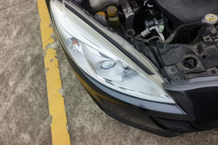 Used Mazda 5 2013 2.0L Automatic Comfort Edition Right Front Headlight