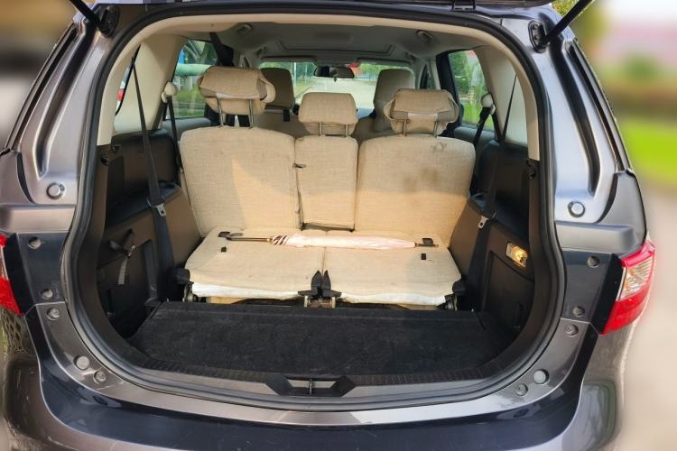 Used Mazda 5 2013 2.0L Automatic Comfort Edition Trunk