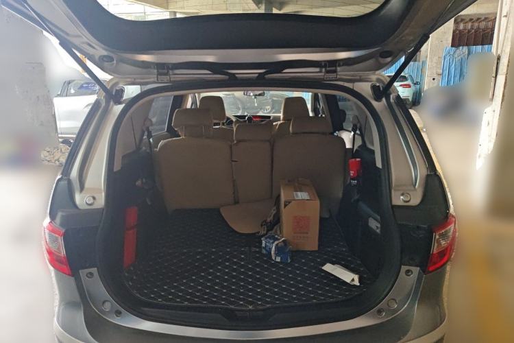 Used Mazda 5 2013 2.0L Automatic Comfort Edition Trunk