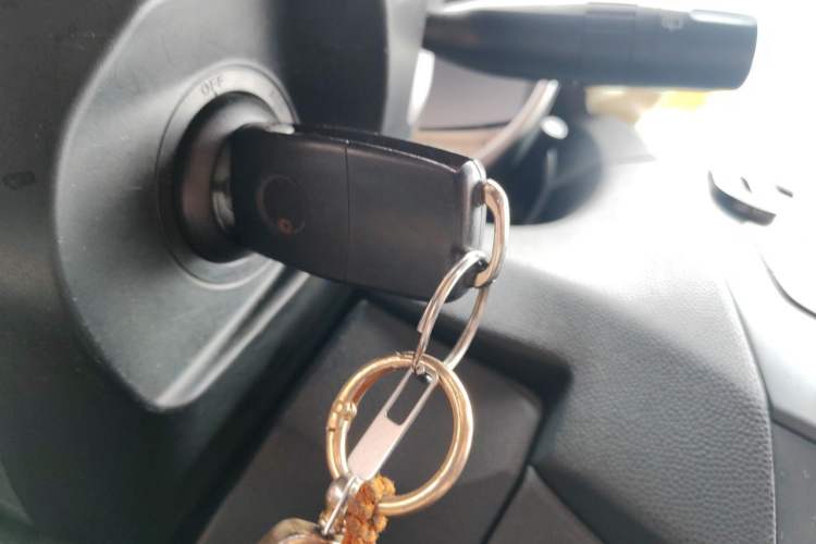 Used Mazda 5 2013 2.0L Automatic Comfort Edition Vehicle Key