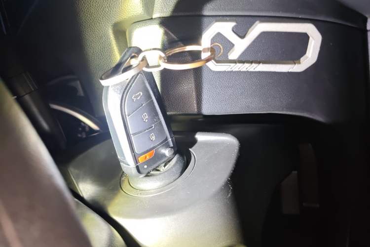 Used Mazda 5 2013 2.0L Automatic Comfort Edition Vehicle Key