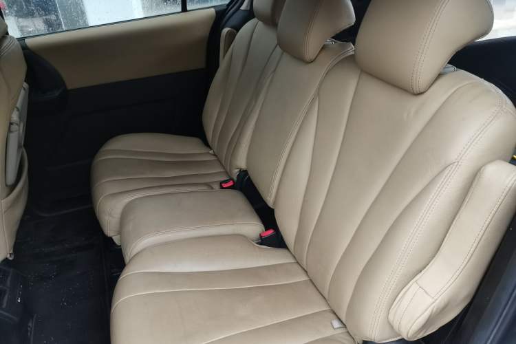 Used Mazda 5 2013 2.0L Manual Comfort Version Left Rear Seat