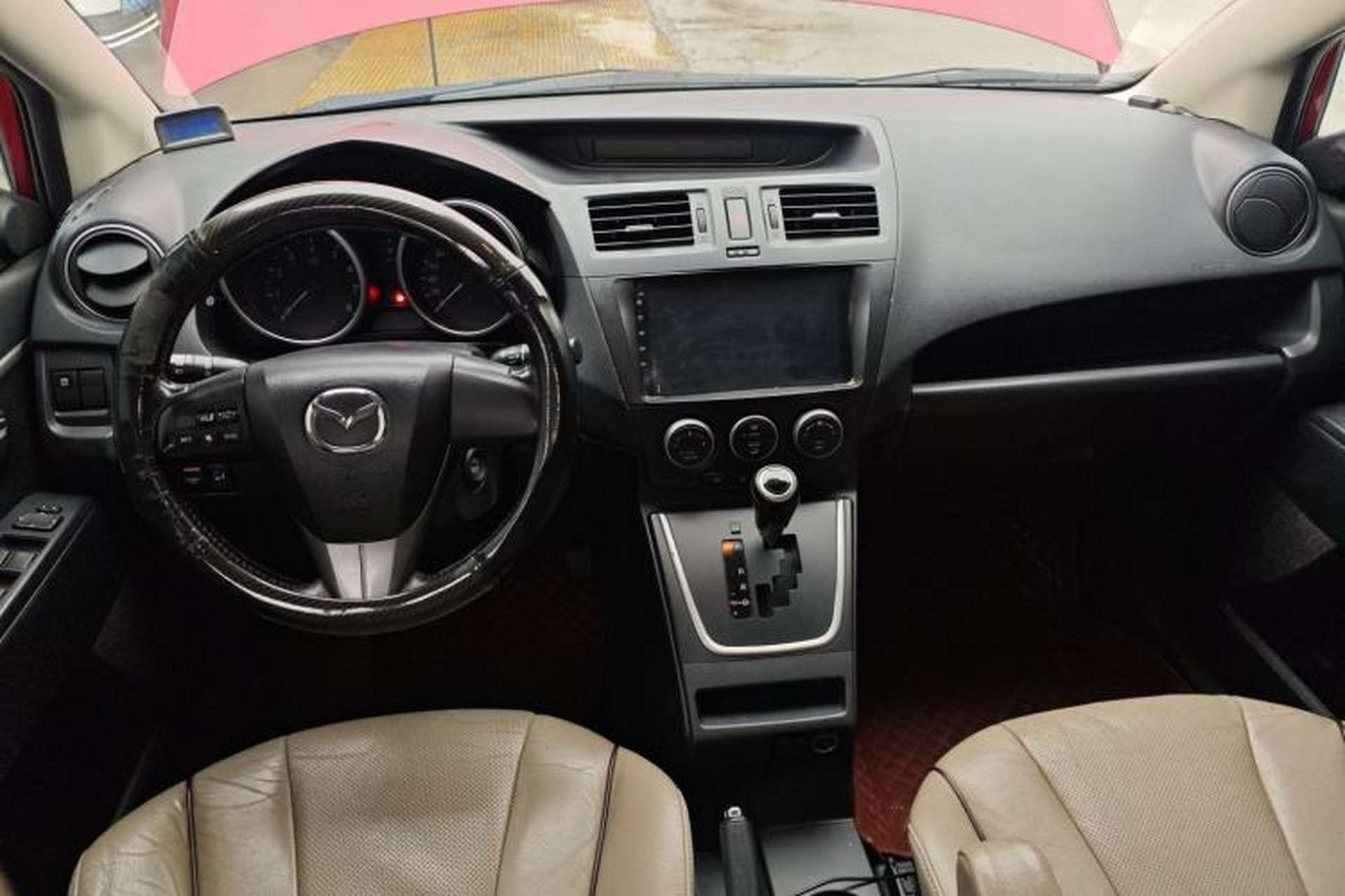 Used Mazda 5 2013 2.0L Automatic Luxury Edition Center Console