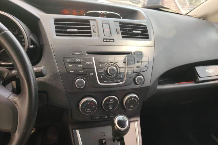 Used Mazda 5 2013 2.0L Automatic Luxury Edition Audio And AC Panel