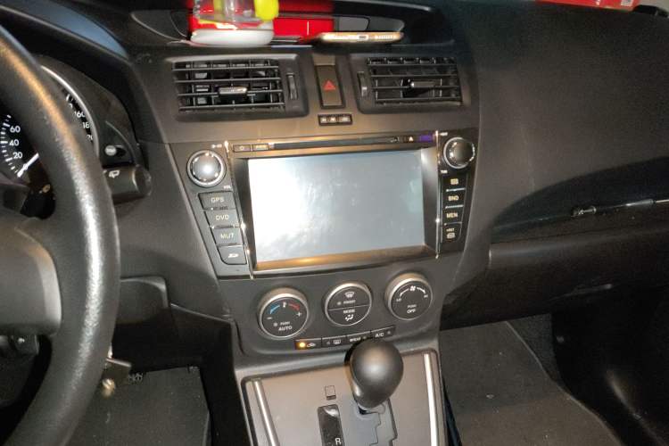 Used Mazda 5 2013 2.0L Automatic Comfort Edition Audio And AC Panel
