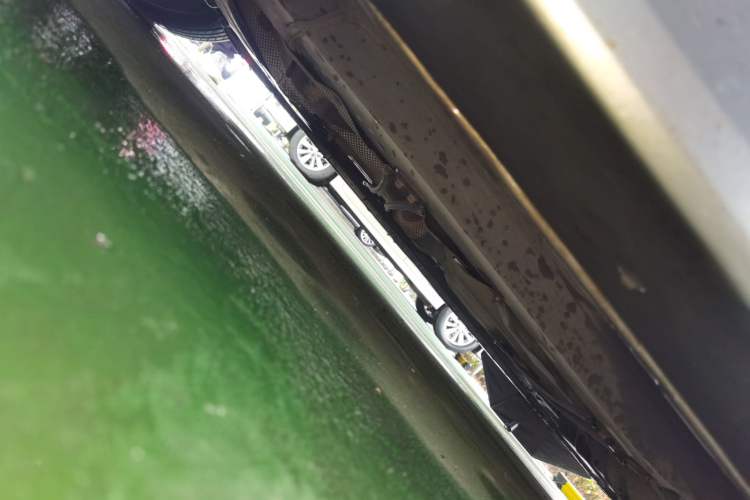 Used Mazda 5 2013 2.0L Automatic Luxury Edition Chassis Front Left
