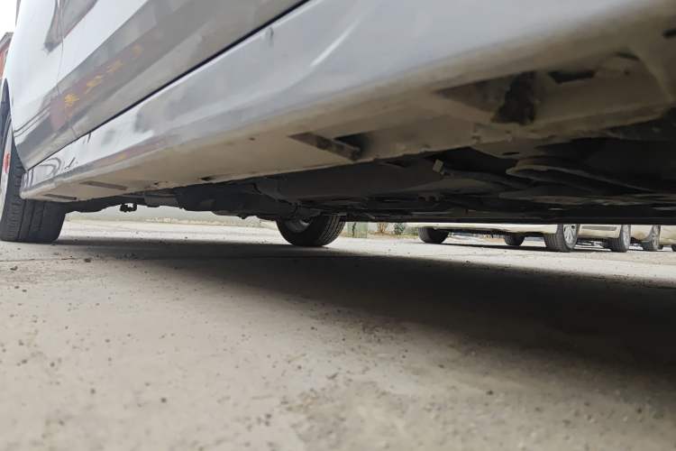 Used Mazda 5 2013 2.0L Automatic Luxury Edition Chassis Front Right