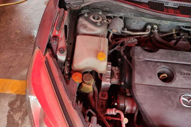 Used Mazda 5 2013 2.0L Automatic Comfort Edition Engine Bay Right