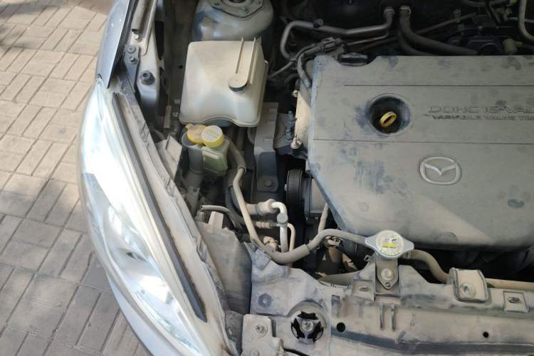 Used Mazda 5 2013 2.0L Automatic Luxury Edition Engine Bay Right