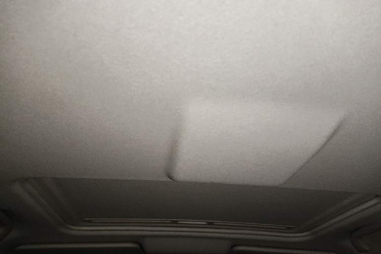 Used Mazda 5 2013 2.0L Automatic Comfort Edition Headliner