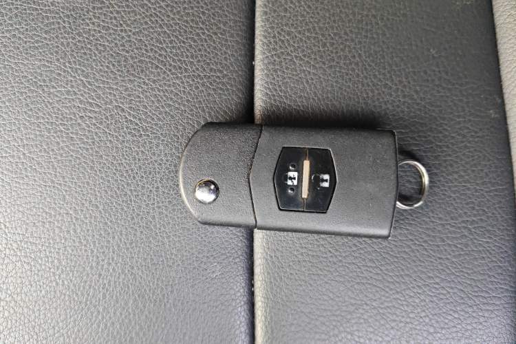Used Mazda 5 2013 2.0L Automatic Comfort Edition Interior 1