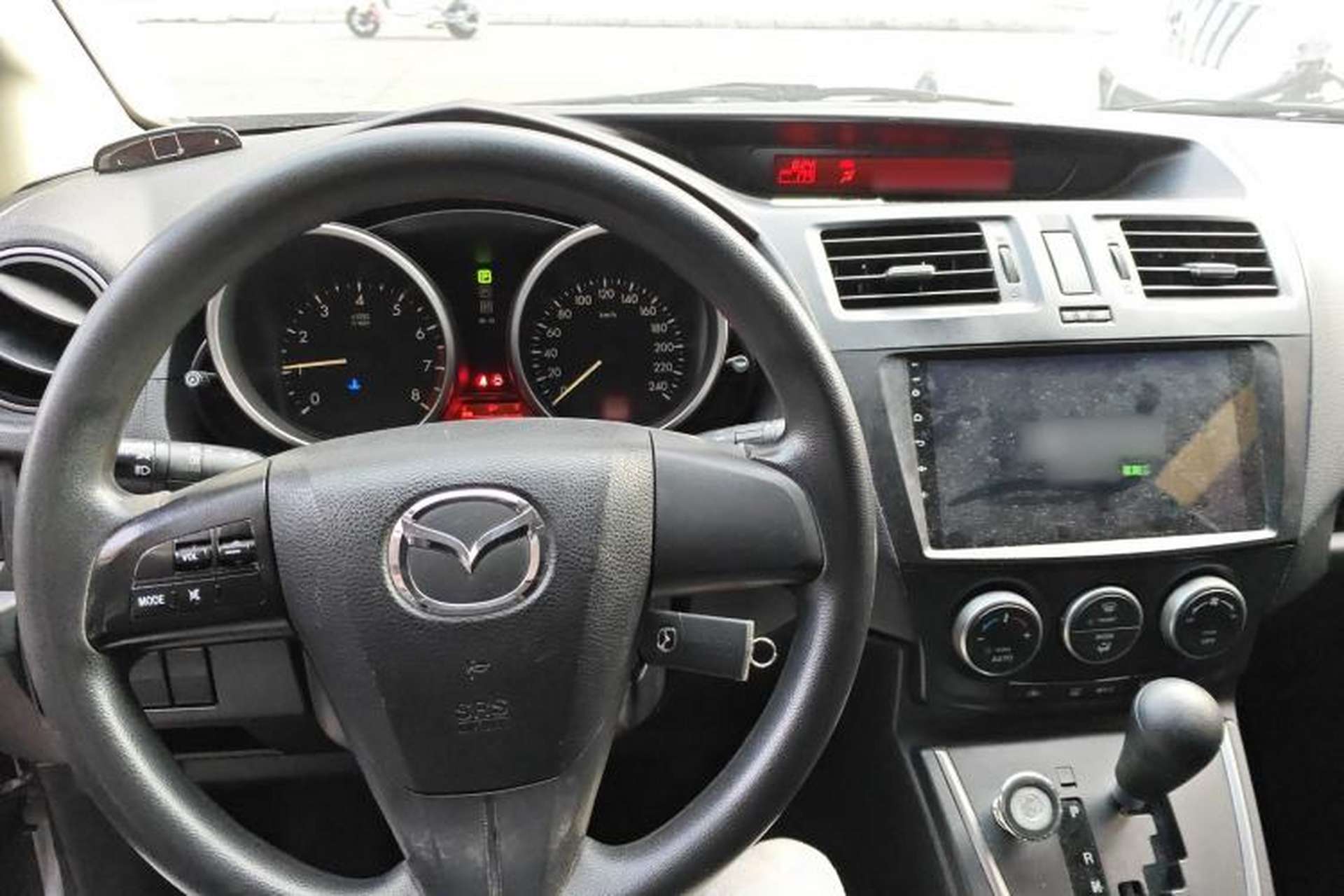 Used Mazda 5 2013 2.0L Automatic Comfort Edition Interior 2