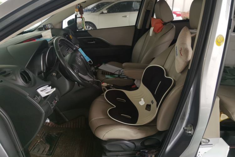 Used Mazda 5 2013 2.0L Automatic Luxury Edition Left Front Seat