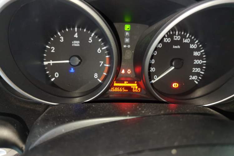 Used Mazda 5 2013 2.0L Automatic Luxury Edition Odometer Close Up