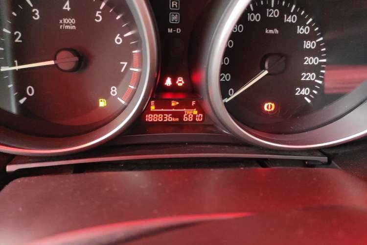 Used Mazda 5 2013 2.0L Automatic Comfort Edition Odometer Close Up