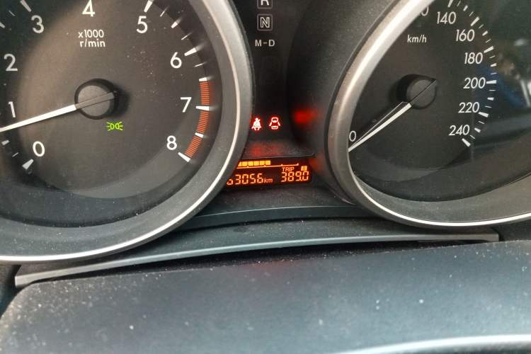 Used Mazda 5 2013 2.0L Automatic Luxury Edition Odometer Close Up