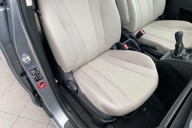 Used Mazda 5 2013 2.0L Manual Comfort Version Right Front Seat