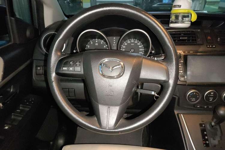 Used Mazda 5 2013 2.0L Automatic Comfort Edition Steering Wheel