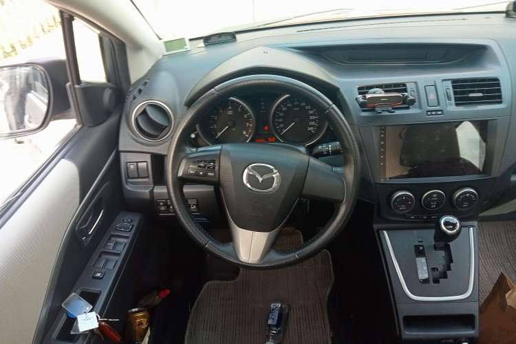 Used Mazda 5 2013 2.0L Automatic Luxury Edition Steering Wheel