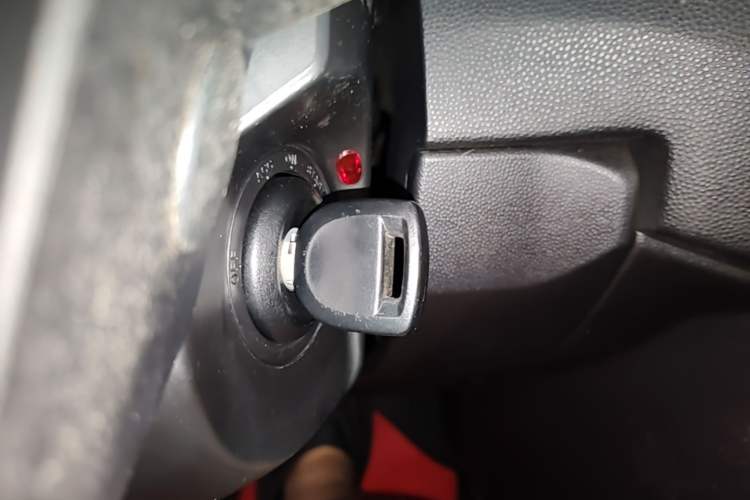 Used Mazda 5 2013 2.0L Manual Comfort Version Vehicle Key