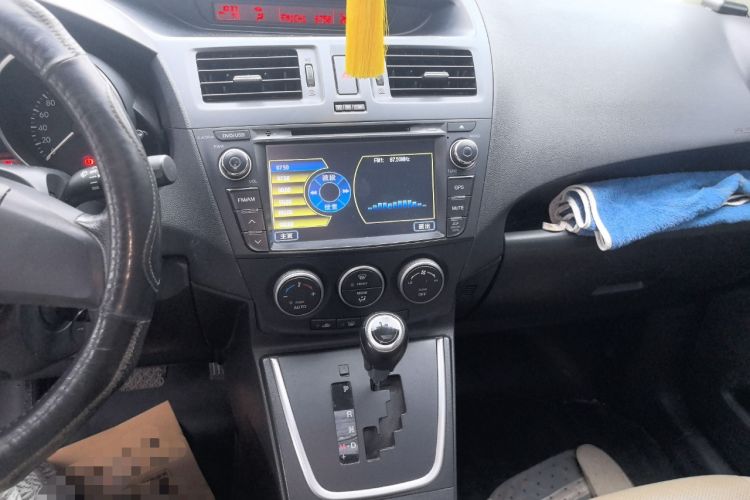 Used Mazda 5 2013 2.0L Automatic Luxury Edition Audio And AC Panel