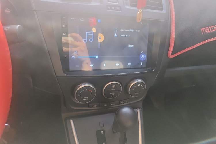 Used Mazda 5 2013 2.0L Automatic Comfort Edition Audio And AC Panel