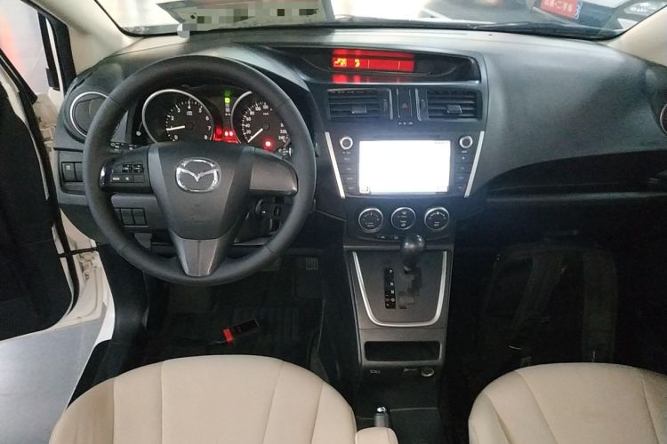 Used Mazda 5 2013 2.0L Automatic Comfort Edition Center Console
