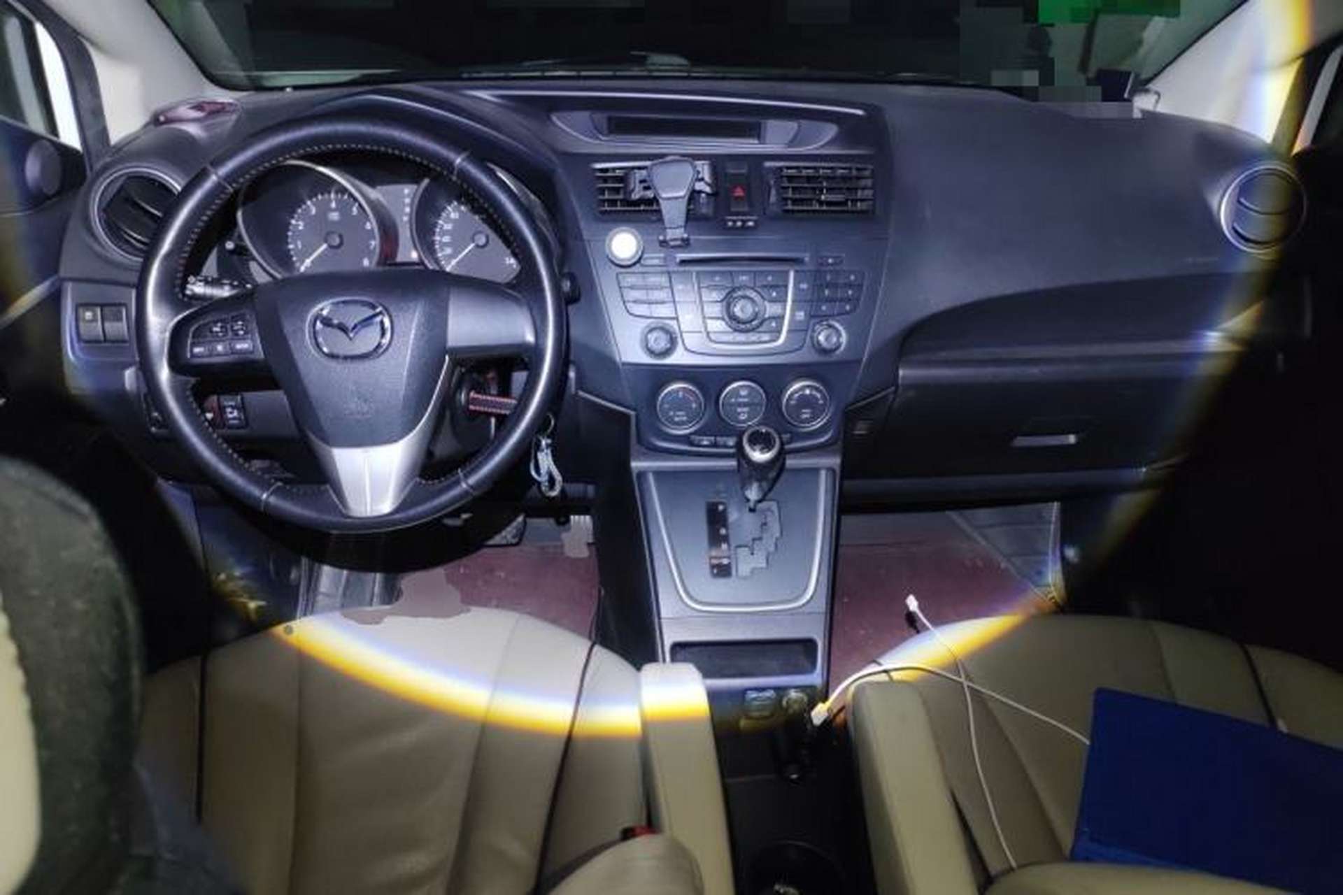 Used Mazda 5 2013 2.0L Automatic Luxury Edition Center Console